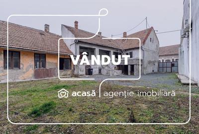 VANDUT! Casa din caramida - teren 612 mp - Centru Arad - COMISION 0% - 1