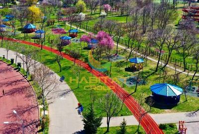 Apartament cu 3 camere în Văcăresti