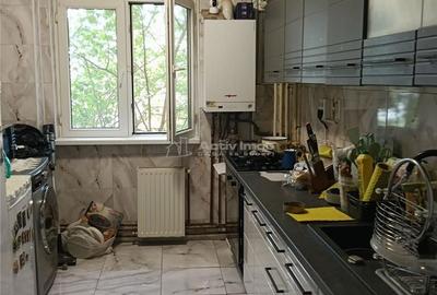 Apartament cu 3 camere decomandat în Central - 2