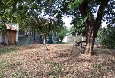Casă cu 3 camere în Cioranca - 1