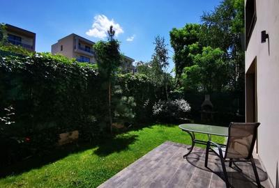 Vila duplex cu design modern in cartier rezidential - 2