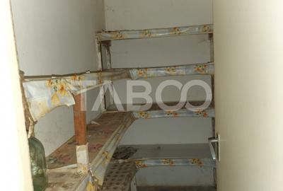 Apartament 3 camere decomandate 65 mp + 5 mp balcon parter Fagaras - 9