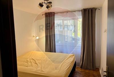 Apartament cu 3 camere de vânzare în zona Est - 4