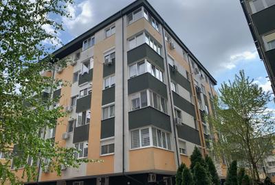 Apartament cu 2 camere decomandat în Berceni
