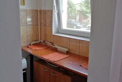 Garsonieră decomandată în Confecții - 4