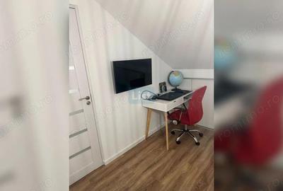 Casă cu 3 camere cu Teren 200 Mp în Central - 3