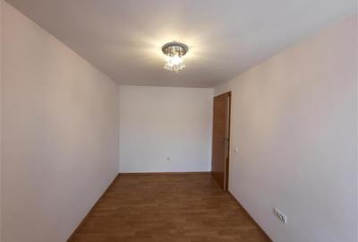 Casa cu 4 camere,105 mp, situata in cartierul Europa! - 8