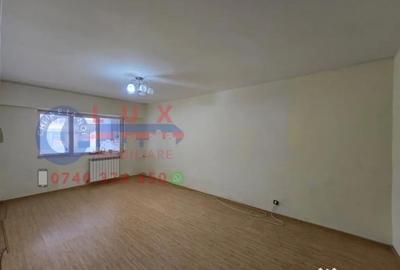 Spațiu comercial, de 60 mp, în Spitalului - 1