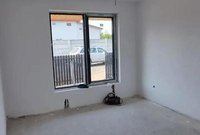 Casă cu 3 camere cu Teren 257 Mp în Clinceni - 11