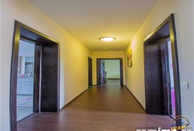 Casă cu Teren 780 Mp în Central - 9