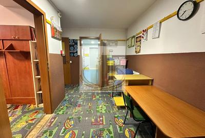 Casă individuală cu 12 camere cu Canalizare în Complex Studențesc - 25