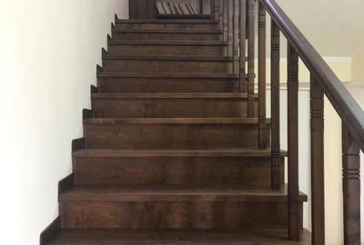 Casă cu 6 camere în Odobești - 7