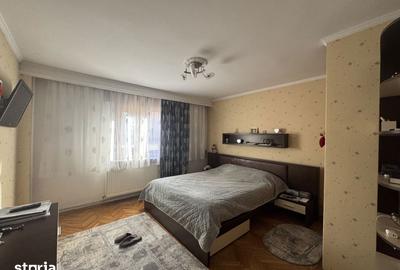 Casă cu 9 camere cu Teren 1100 Mp în Ștefănești - 5