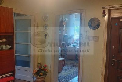 Ap 2 camere, 62 mp, central, etaj 1/2 ,loc de parcare - 190.000 âŹ neg - 1