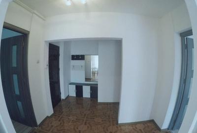 Apartament cu 2 camere decomandat în Drumul Carului - 3