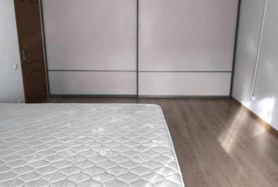 Apartament cu 2 camere decomandat în Lipovei