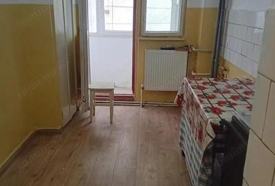 Apartament 2 camere Port, etaj 1/4 3 balcoane, centrala, geam la baie - 6