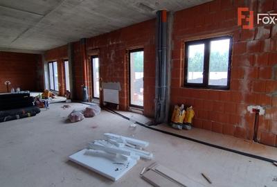 Spatiu Comercial Modern cu 2 incaperi si 3 Locuri de Parcare - Freidorf Spatiu Comercial Modern cu 2 incaperi si 3 Locuri de Parcare - Freidorf - 2