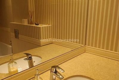 Oferim spre vânzare un apartament de lux aflat chiar în inima capitalei - 15