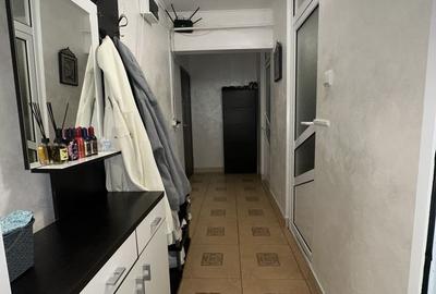 Apartament cu 3 camere semidecomandat în Central - 2