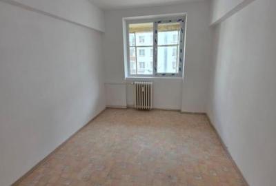 Apartament cu 3 camere în Tineretului - 2