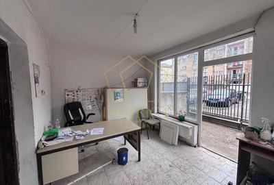 Casă individuală cu 3 camere cu Canalizare în Ronaț - 1