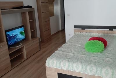 Garsonieră în Titan