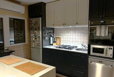 Apartament cu 3 camere, mobilat în Tei - 7
