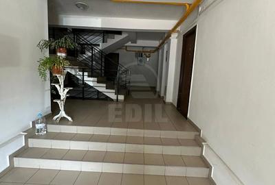 Apartament cu 2 camere semidecomandat în Florești