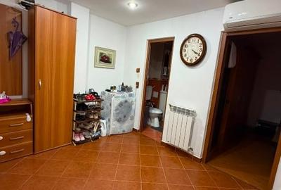 Apartament cu 2 camere decomandat, mobilat în Obor