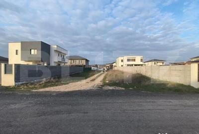 Teren de 910 mp, în Cârcea