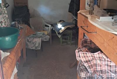 Casă cu 3 camere cu Garaj în Brătianu - 14