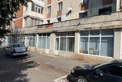 Spațiu comercial, de 270 mp, în Central