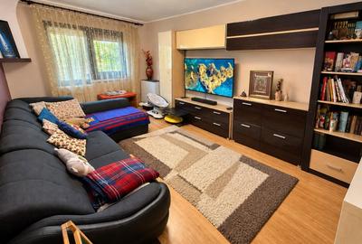 Apartament cu 2 camere decomandat în Nicolina