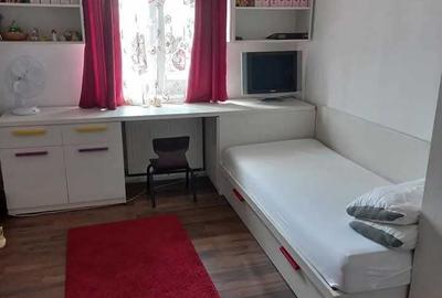 Apartament cu 3 camere decomandat în Brăilei - 3