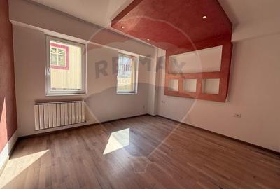 Apartament cu 2 camere decomandat în Central - 10