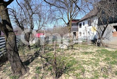 Casă individuală cu 3 camere cu Canalizare în Central - 10