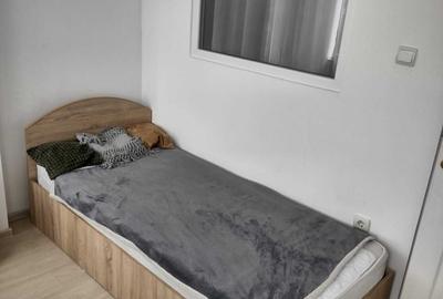 Apartament cu 3 camere semidecomandat în Central - 7