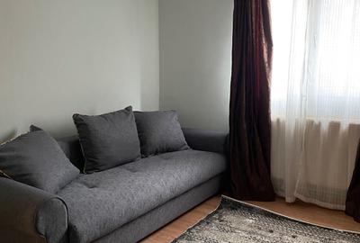 Garsonieră decomandată în Tudor