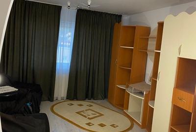 Apartament cu 3 camere decomandat în Exterior Vest - 3