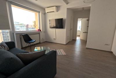 Apartament cu 2 camere semidecomandat în Cișmigiu