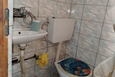 Garsonieră decomandată în Iris