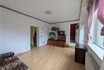 Garsonieră circulară în Răcădău - 4