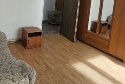 Garsonieră semidecomandată în Tractorul - 4