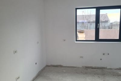 Casă cu 3 camere în Ghercești - 11