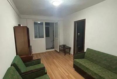 Apartament cu 2 camere semidecomandat, mobilat în Central