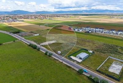 Teren de 968 mp, în Hărman