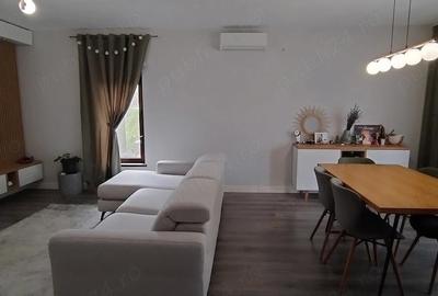Casă cu Teren 242 Mp în Mogoșoaia
