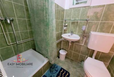 Casă cu 8 camere cu Teren 1680 Mp în Central - 3