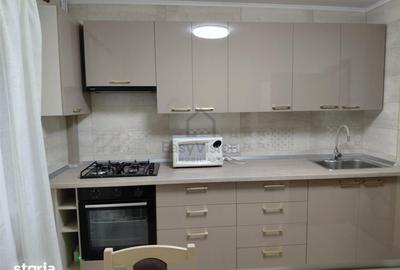 Apartament cu 3 camere în Nerva Traian